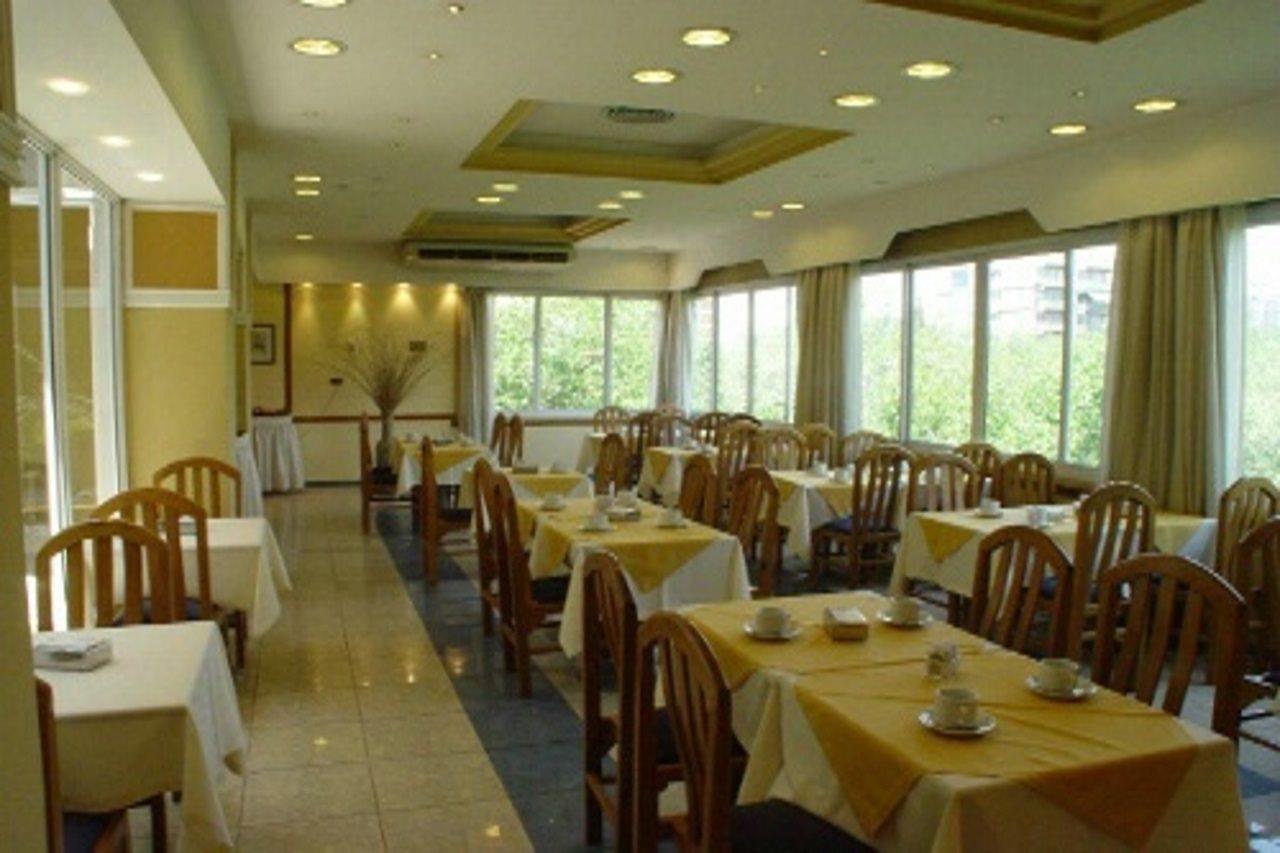 Hotel Provincial Mendoza Esterno foto