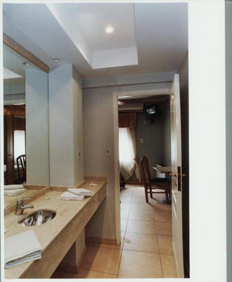 Hotel Provincial Mendoza Esterno foto